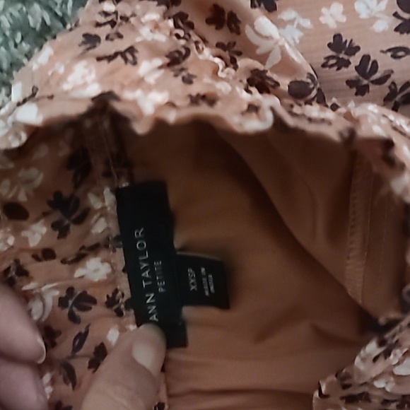 Ann taylor skirt - Picture 2 of 4